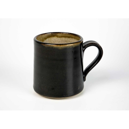 517 - A studio pottery deep bowl. Diameter 23cm together with six other various studio pottery items. (7)