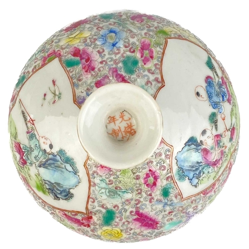 159 - A Chinese porcelain blue and white bowl, late 19th century. Decorated with pak choi, height 5.8cm, d... 