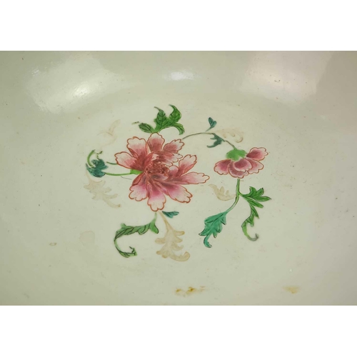 164 - A Chinese blue-ground porcelain punch bowl, Qianlong period. Painted to the exterior in gilding with... 