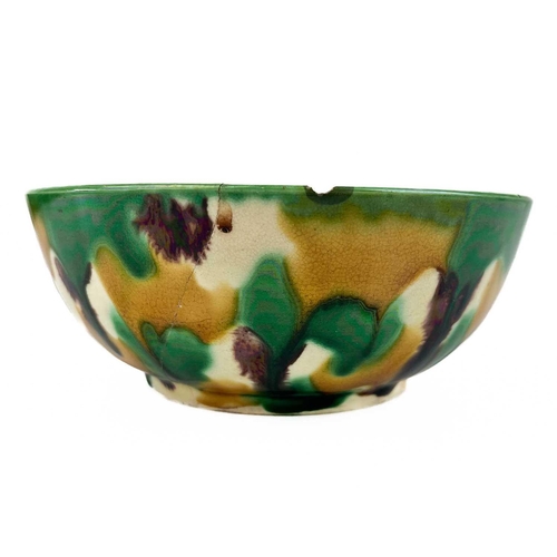 166 - A Chinese egg and spinach glazed bowl, 18th/19th century. Height 5.5cm, diameter 14cm. been in half ... 