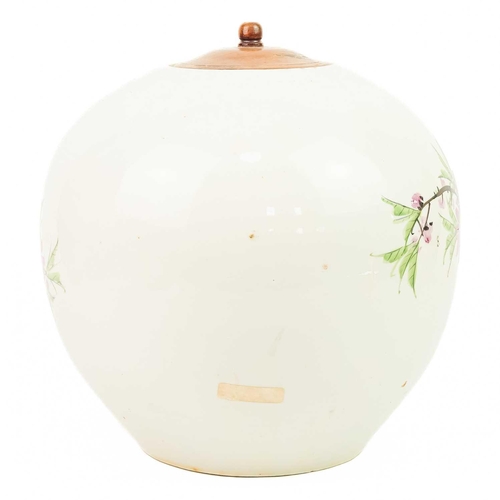 177 - A Chinese globular porcelain vase, early-mid 20th century. With a wooden circular cover, the body pa... 