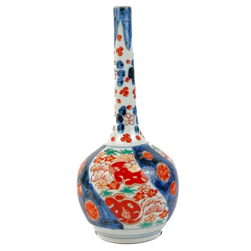 185 - A pair of Japanese Imari bud vases, Meiji period. Height 12cm, width 10cm. (2)