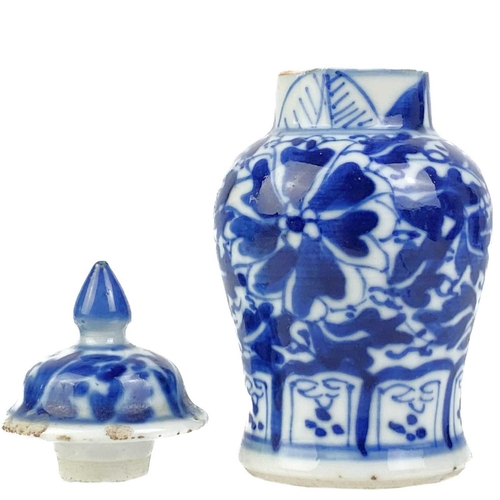 188 - A small Chinese blue and white porcelain vase, 19th century. With cover, height 10cm, width 5cm.