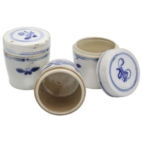 227 - A set of three Chinese blue and white jars and covers, 19th century. Impressed character marks to ba... 