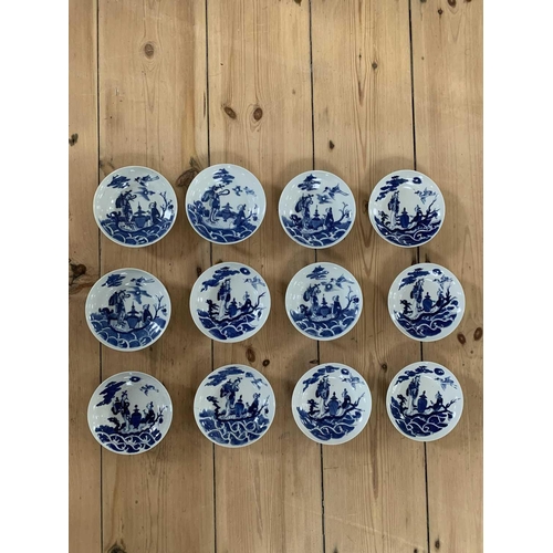 25 - A set of Chinese blue and white porcelain cups, covers and stands, 18th century. Late Kangxi period,... 