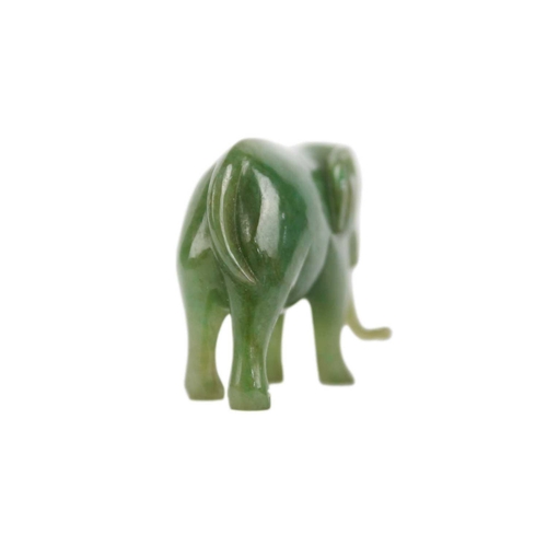 333 - A Chinese spinach jade model of an elephant, late Qing Dynasty. Height 3.5cm, length 4.5cm, depth 1.... 