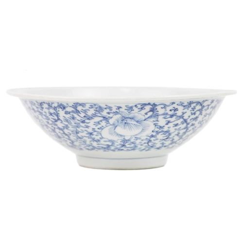 365 - A Chinese blue and white porcelain bowl, 19th century. The interior with central shou symbol surroun... 