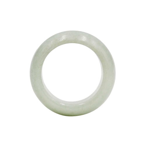 480 - A Chinese jade hair ring, Qing Dynasty. diameter 4.5cm, inner diameter 3.2cm, depth 1.8cm.