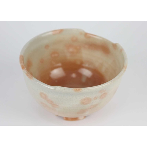 626 - Two boxed pottery chawan, 20th century. From Hakuma Kiln in Simane Prefecture, each signed, Hitsu-sh... 