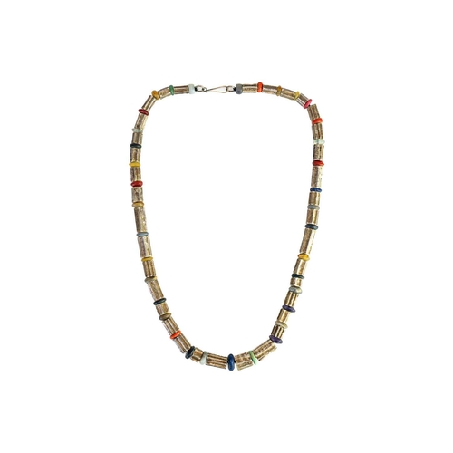 83 - Bryan ILLSLEY (1937) Silver and semi-precious stone necklace The clasp stamped BI and hallmarked Lon... 