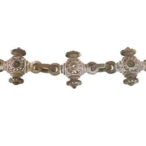 123 - A heavy bronze hall or sanctuary lamp chain. 19th century, with substantial foliate cast links, leng... 