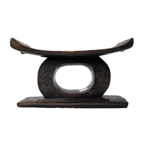 185 - An Ashanti stool. Height 18cm width 30cm depth 14cm. Maurice Jenkins (1933-2022). North Cornwall col... 