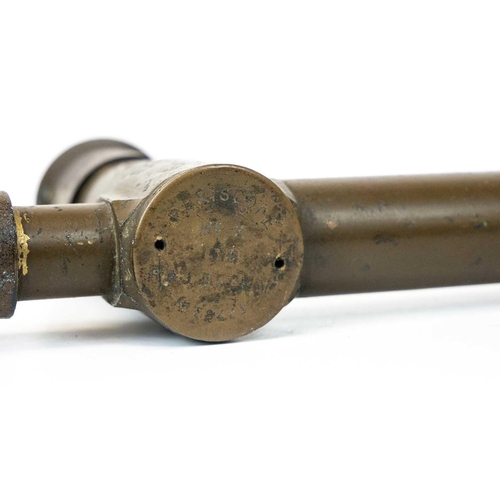 306 - A WWI brass trench periscope by R & J Beck. With a turned wooden handle, stamped No 28445 and dated ... 