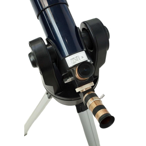 321 - A Meade computer control telescope. With extra lenses and tripod.