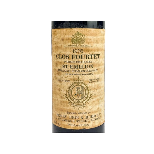 329 - One bottle Clos Fourtet 1er Grand Cru Classe St. Emillion. 73cl.