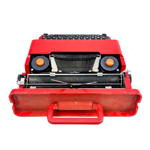 449 - Ettore Sottsass and Perry King for Olivetti, A Valentine typewriter. Circa 1970, in original case, h... 