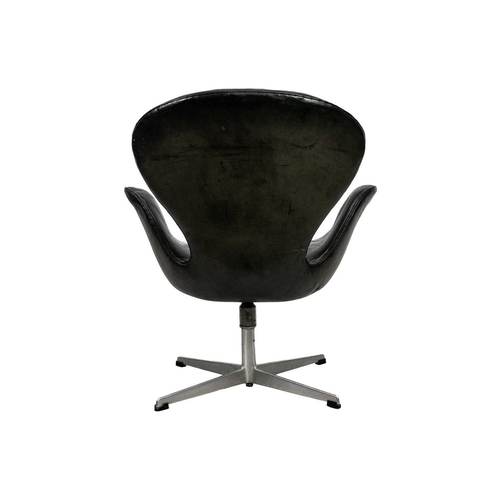 464 - Arne Jacobsen (1902-1971) Swan chair. Height 81cm width 75cm depth 62cm. Bought in Heals Truro by Jo... 