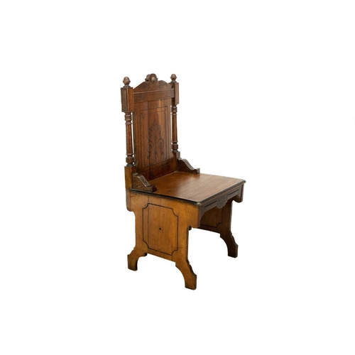 592 - A pair of late Victorian aesthetic movement oak side chairs. With incised panel backs, solid seats, ... 