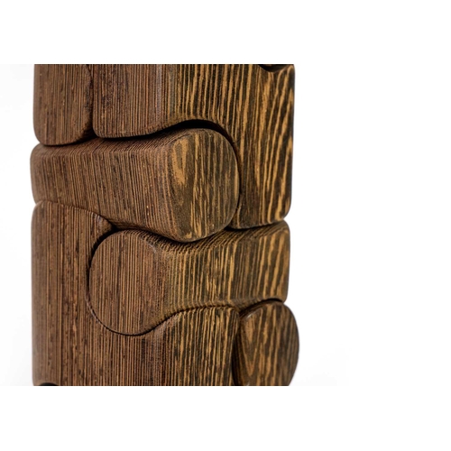 354 - Brian WILLSHER (1930-2010) Interlocking forms Wooden sculpture, height 31cm. Purchased from Market H... 