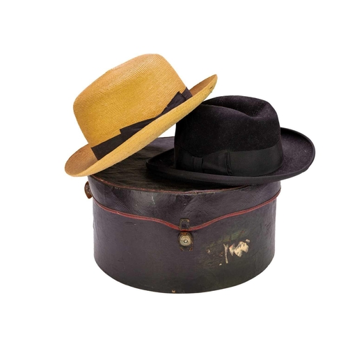 72 - A French silk top hat H Reneaud 78 Rue de Paris Brest label. Together with a moleskin top hat, three... 