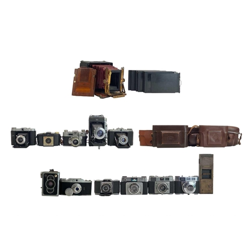 175 - A collection of various cameras. Including, Ikon, Ikonta, Box Tengor, Zeiss leather cases, Kodak Pro... 