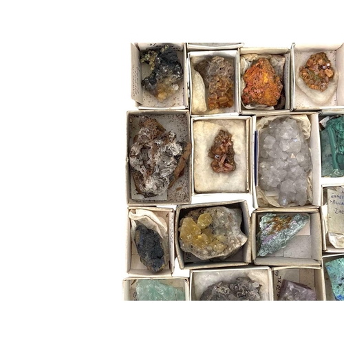 2 - A collection of 59 mixed named mineral specimens. To include, malachite, green fluorite, hemimorphit... 