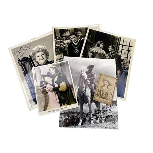 30 - A collection of four autograph albums, two photograph albums, etc. Some with drawings and sketches, ... 