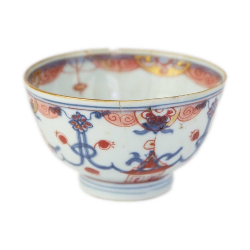 101 - A Chinese porcelain bowl, circa 1700. With Dutch style decoration, height 7cm, width 11.5cm.