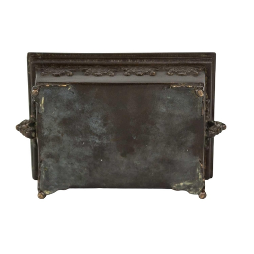 115 - A Chinese bronze rectangular censer, early 20th century. Height 7cm, width 17cm, depth 11cm.