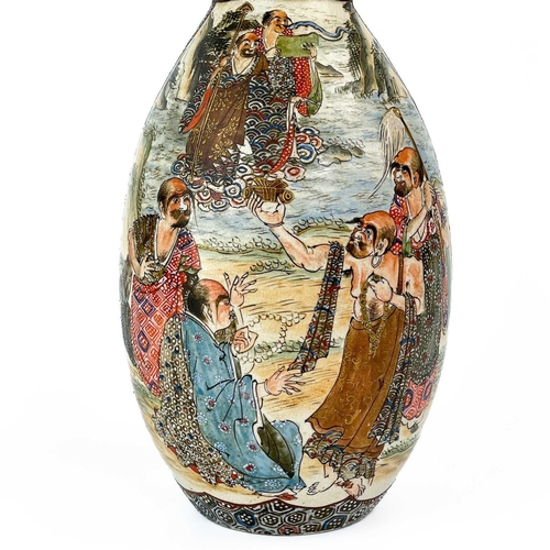 19 - A Japanese Satsuma vase, Maizan Hododa, Meiji period. Decorated with warriors and clerics, faint red... 