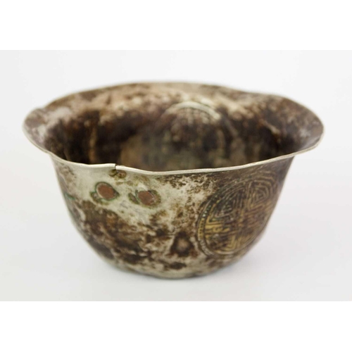 196 - A Chinese tinned metal bowl, Qing Dynasty. Decortated with shou symbols, height 8cm, diameter 16.5cm... 