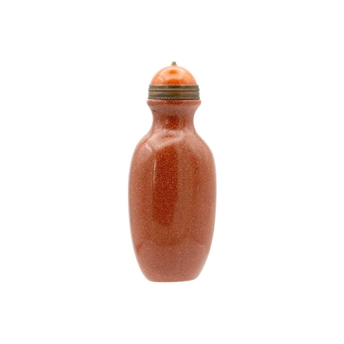 257 - A Chinese 'goldstone' snuff bottle, 19th century. With agate stopper, height 8.5cm, width 3.5cm. sma... 