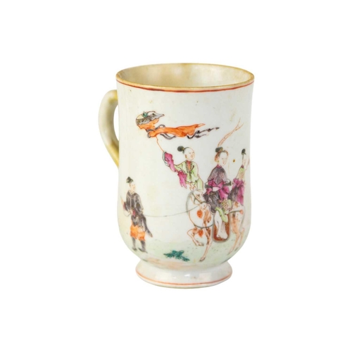 94 - A Chinese famille rose porcelain mug, Qianlong. With figures in a landscape including on horseback, ... 