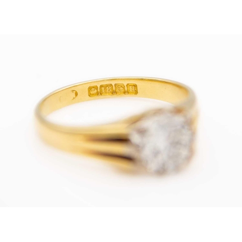 77 - A good 2.05ct diamond gentleman's ring, set in 18ct yellow gold. The diamond of intermediate round b... 