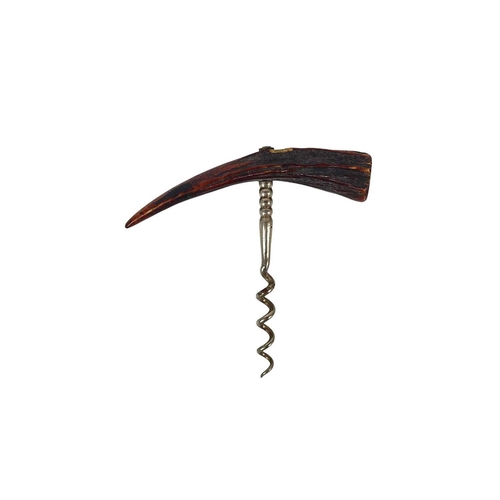 153 - A collection of horn handled corkscrews. (12)