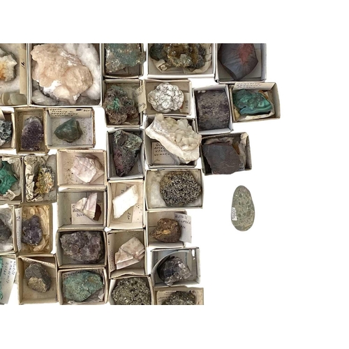 2 - A collection of 59 mixed named mineral specimens. To include, malachite, green fluorite, hemimorphit... 