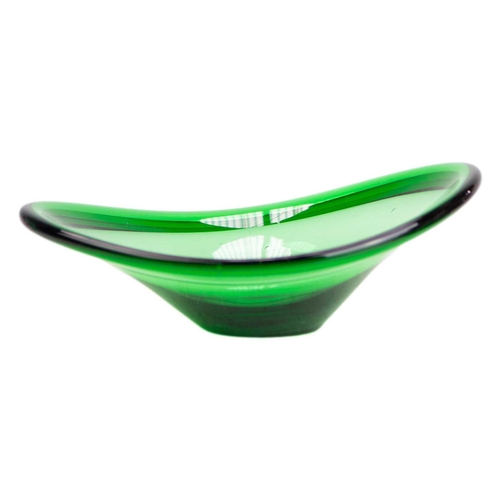 402 - A Kosta Boda green swirl glass tumbler. With a collection of other colourful retro glassware includi... 