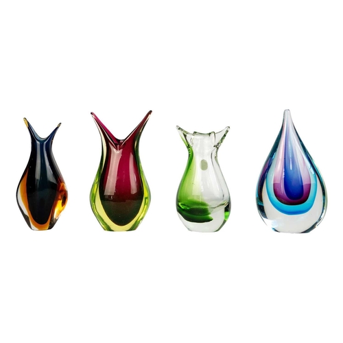 408 - Murano glass in the manner of Flavio Poli. Five vases, a teardrop paperweight and a dish, in the Som... 