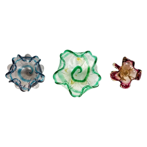 409 - A collection of Murano glass. Two swirl pattern ruffled bowls, the largest being 21cm in diameter, w... 