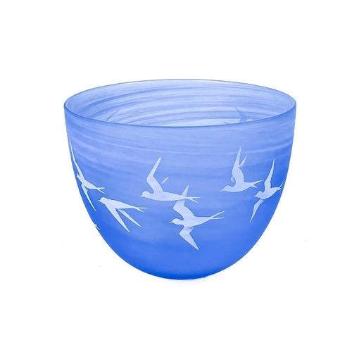 411 - Malcolm Sutcliffe (1954). A studio glass bowl, the blue ground decorated with birds in flight, engra... 