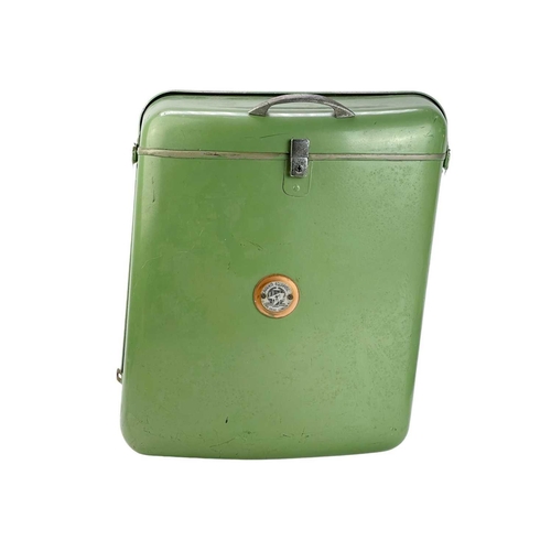 536 - A pair of Craven Equipment panniers. Height 48.5cm width 40cm depth 17cm and a Craven Equipment top ... 