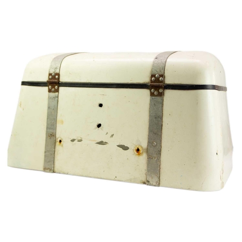 536 - A pair of Craven Equipment panniers. Height 48.5cm width 40cm depth 17cm and a Craven Equipment top ... 