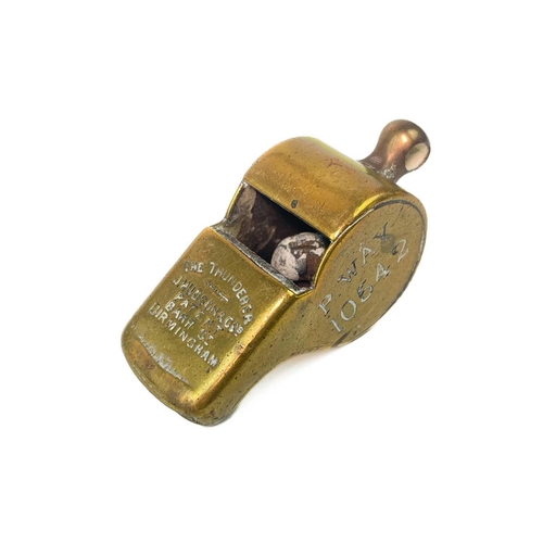 538 - A G.W.R. Hudson & Co brass Thunderer whistle. Stamped P.Way 10542, together with three G.W.R. button... 