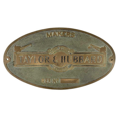 541 - Two oval brass railway crane makers plaques, Taylor & Hubbard Ltd. Kent Street, Leicester, one stamp... 