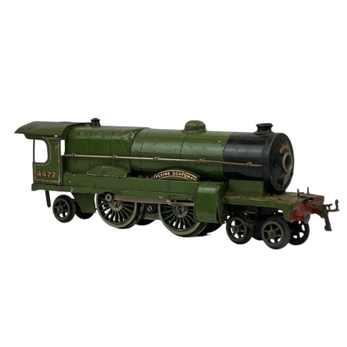 544 - A Hornby O gauge LNER 4-4-2 20v electric Flying Scotsman and tender. Number 4472.