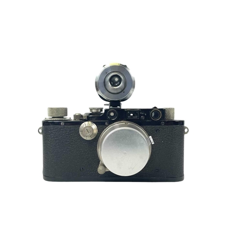 63 - A Leica III Rangefinder camera. 1934 Serial No.129746 fitted with a Leitz Summar 5cm (50mm) serial N... 