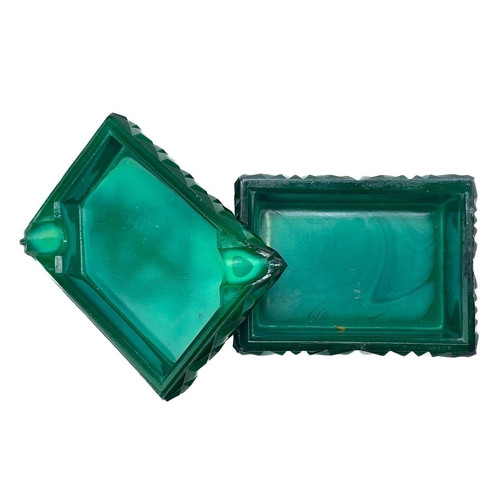 707 - A collection of mostly Davidson malachite pressed glass. To include, a circular box and cover, two s... 