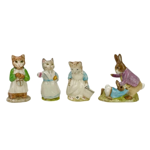 794 - A collection of 19 Beswick and Royal Albert Beatrix Potter figures. (19).