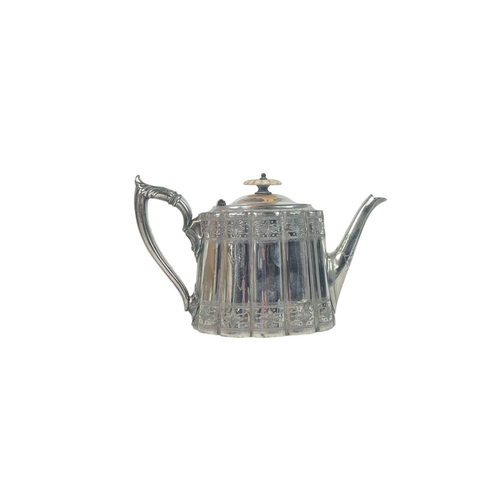 84 - New Zealand Shipping Co Mappin & Webb silver plated flatware, etc. Comprising a soup tureen, cover, ... 