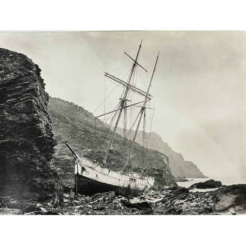 176 - Shipwreck Photographs The Gibsons of the Scilly Islands. Five large photographs Showing two views of... 